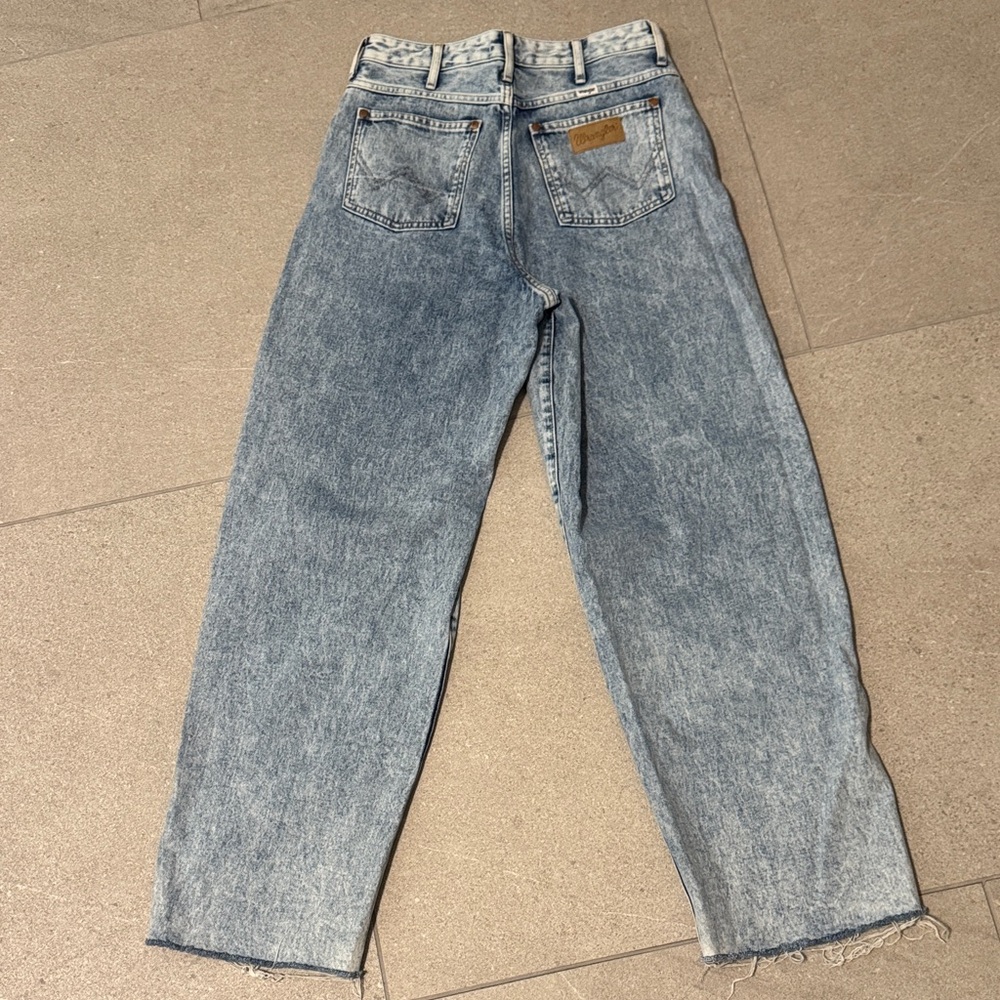 Women’s Wrangler Barrel 652 High Rise Jeans - Picture 3 of 5